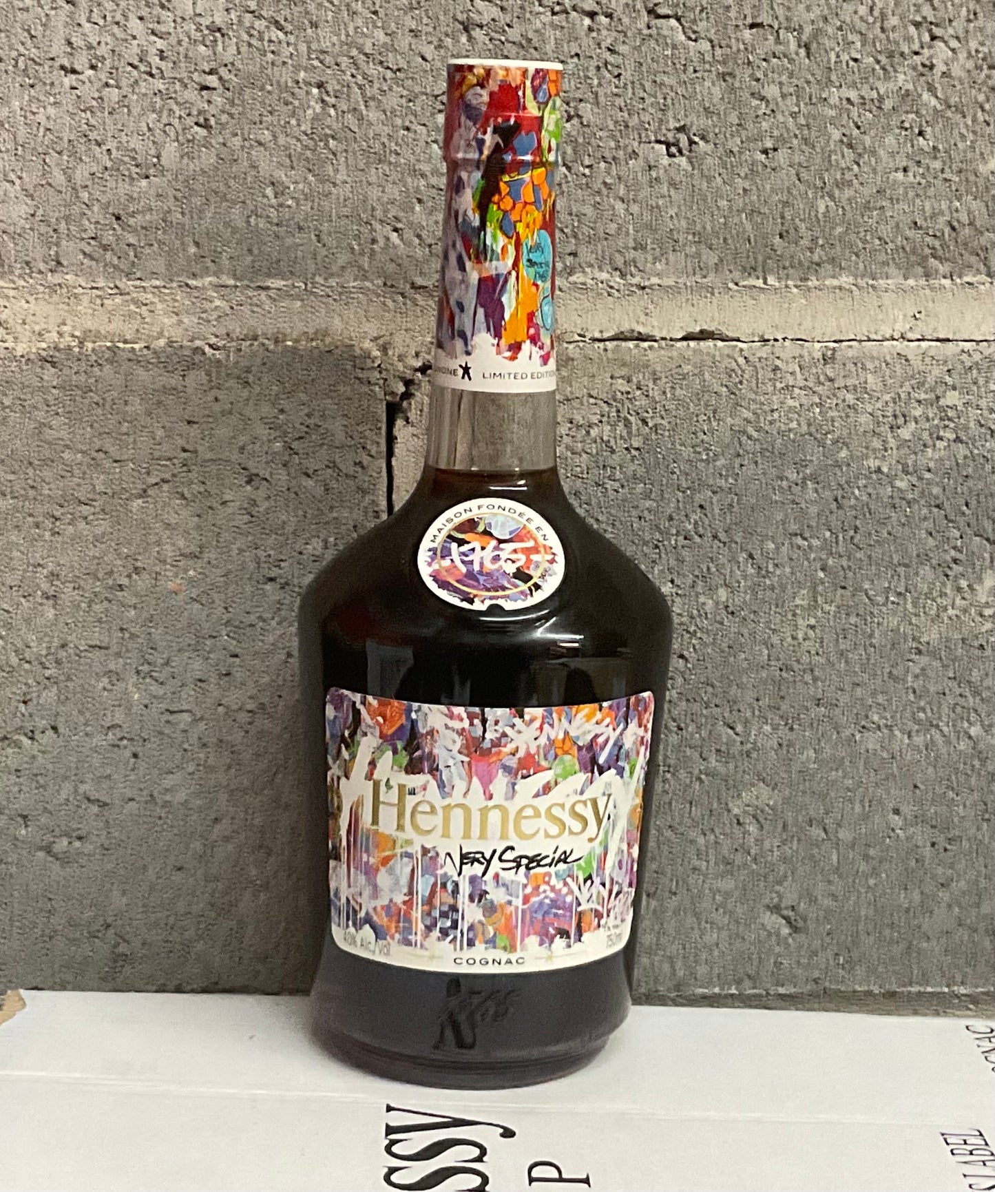 Hennessy V.S. JonOne Limited Edition Cognac 750ml